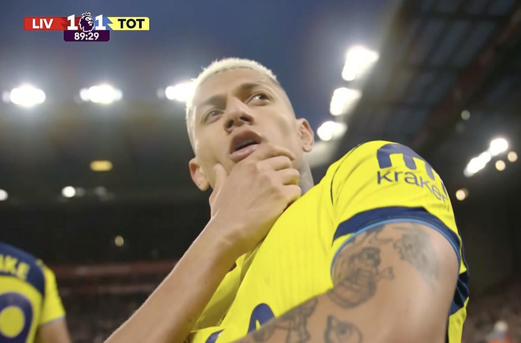 16场6球,利物浦是里沙利松英超生涯进球并列最多的对手