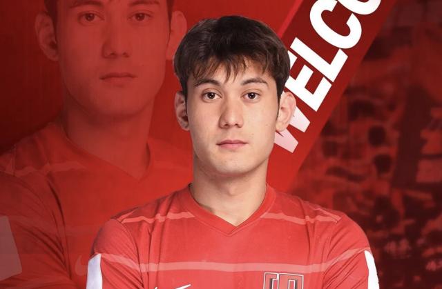 开云登录入口地址-拜合拉木转会蓉城 U23从政策依赖走向实力定价