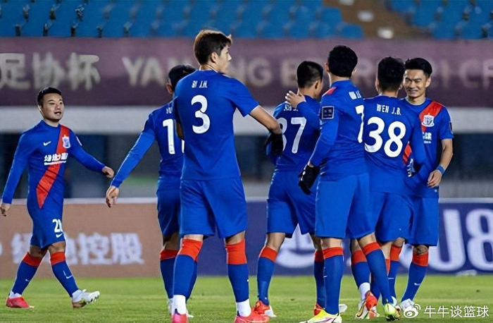 开云体育app-他本赛季仅用三场比赛!就让球迷看到接班吴曦希望,值得期待|上海申花|中超|吴启鹏|斯卢茨基|上海申花足球俱乐部_新浪体育_新浪新闻